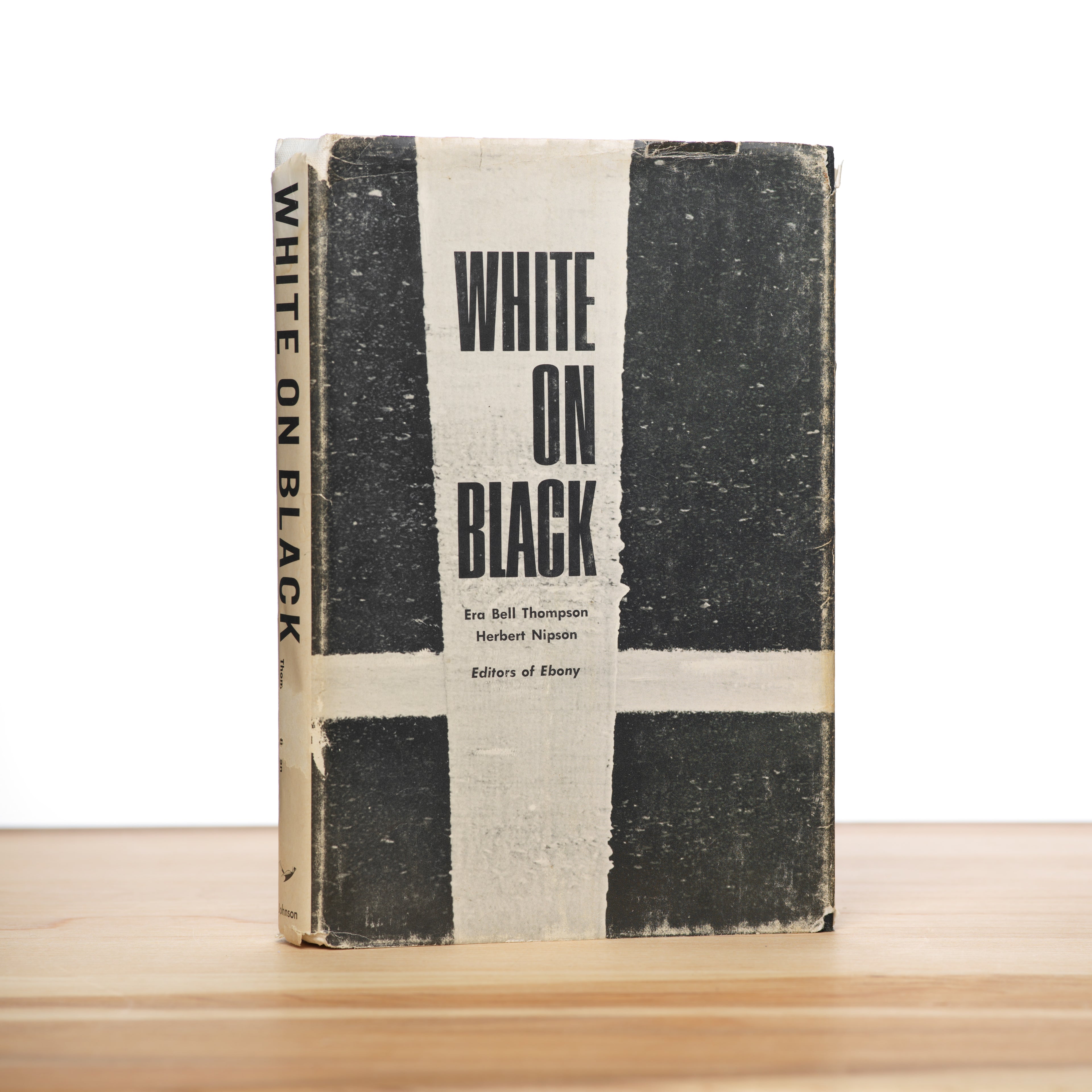 White on Black: The views of twenty-two white Americans on the Negro - Thompson, Era Bell; Nipson, Herbert (editors)