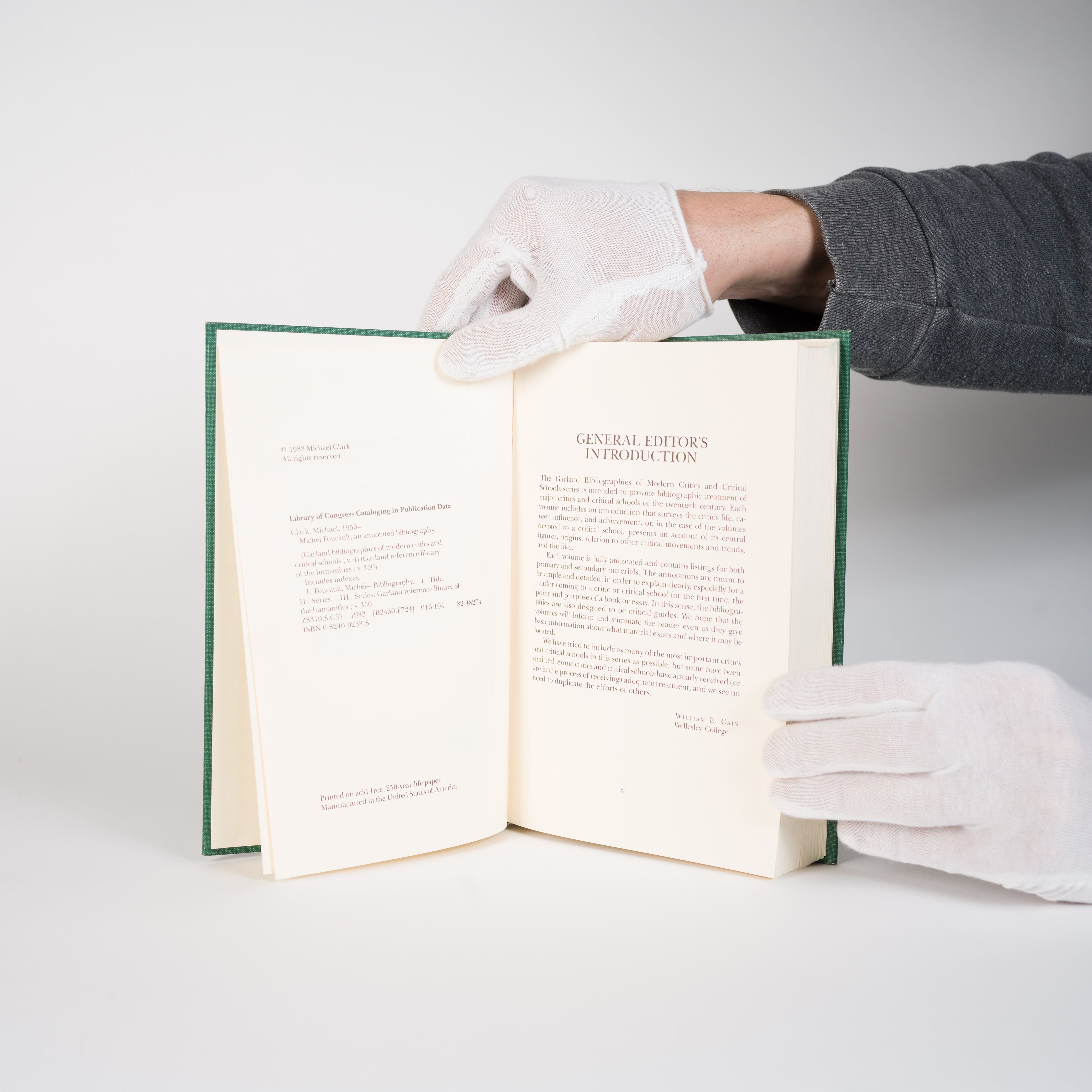 Michel Foucault: An Annotated Bibliography: Took Kit for a New Age (Garland Bibliographies of Modern Critics and Critical Schools, Vol. 4; Garland Reference Library of the Humanities, Vol 350) - Michael Clark