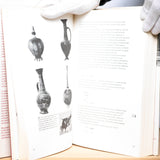 The Healing Hand: Man and Wound in the Ancient World - Majno, Guido