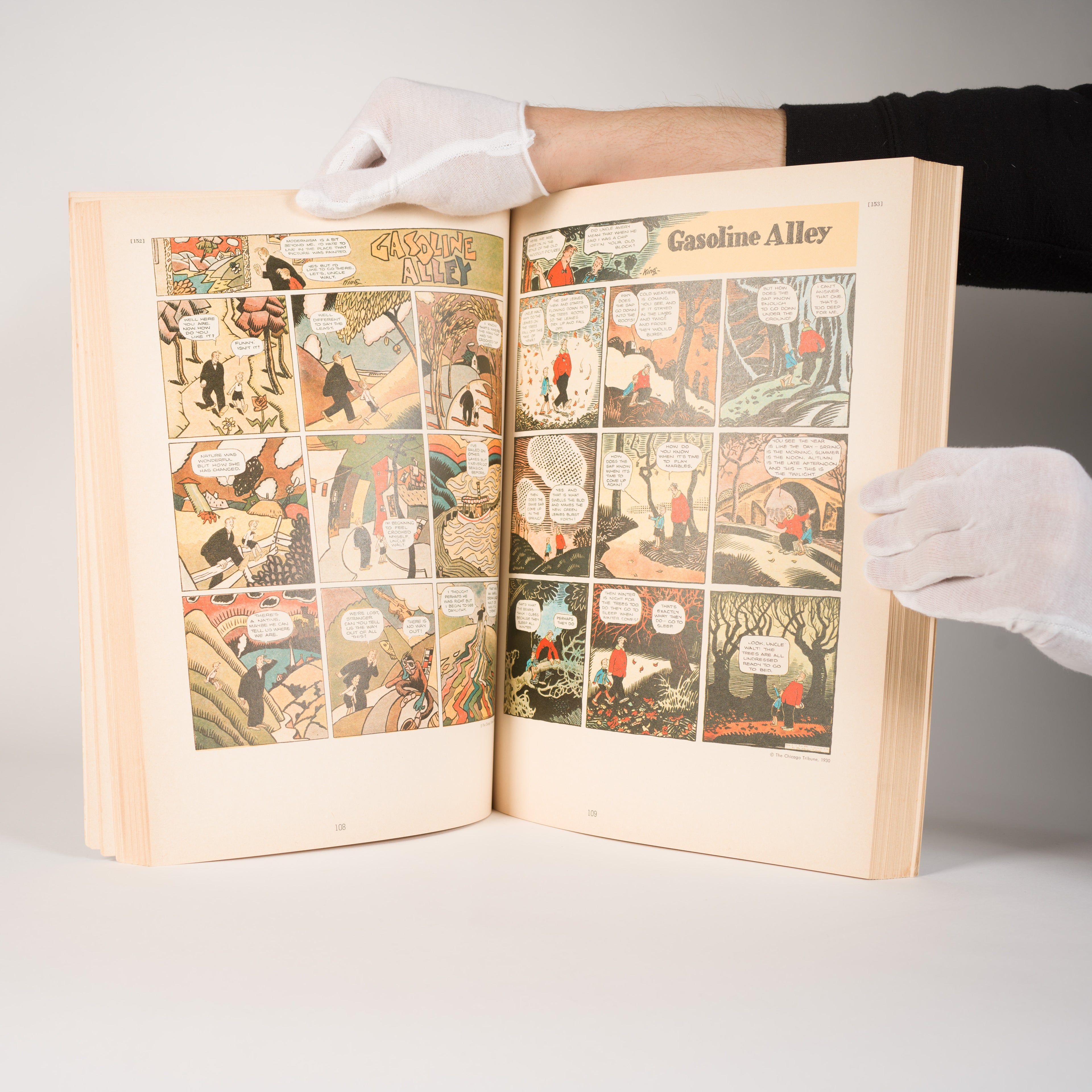 The Smithsonian Collection of Newspaper Comics - Blackbeard, Bill; Williams, Martin (editors); Canaday, John (foreword)