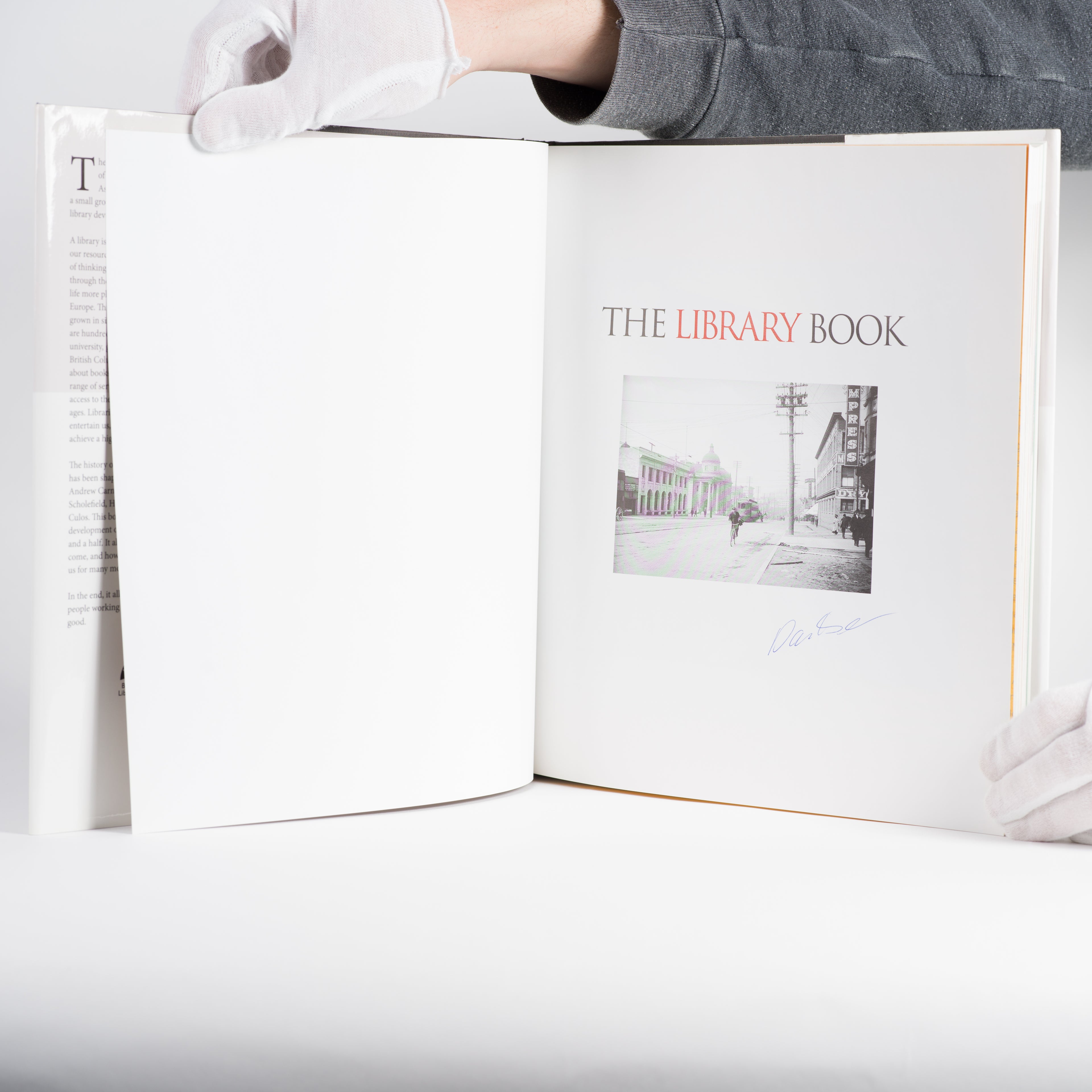 The Library Book: A History of Service to British Columbia - Obee, Dave