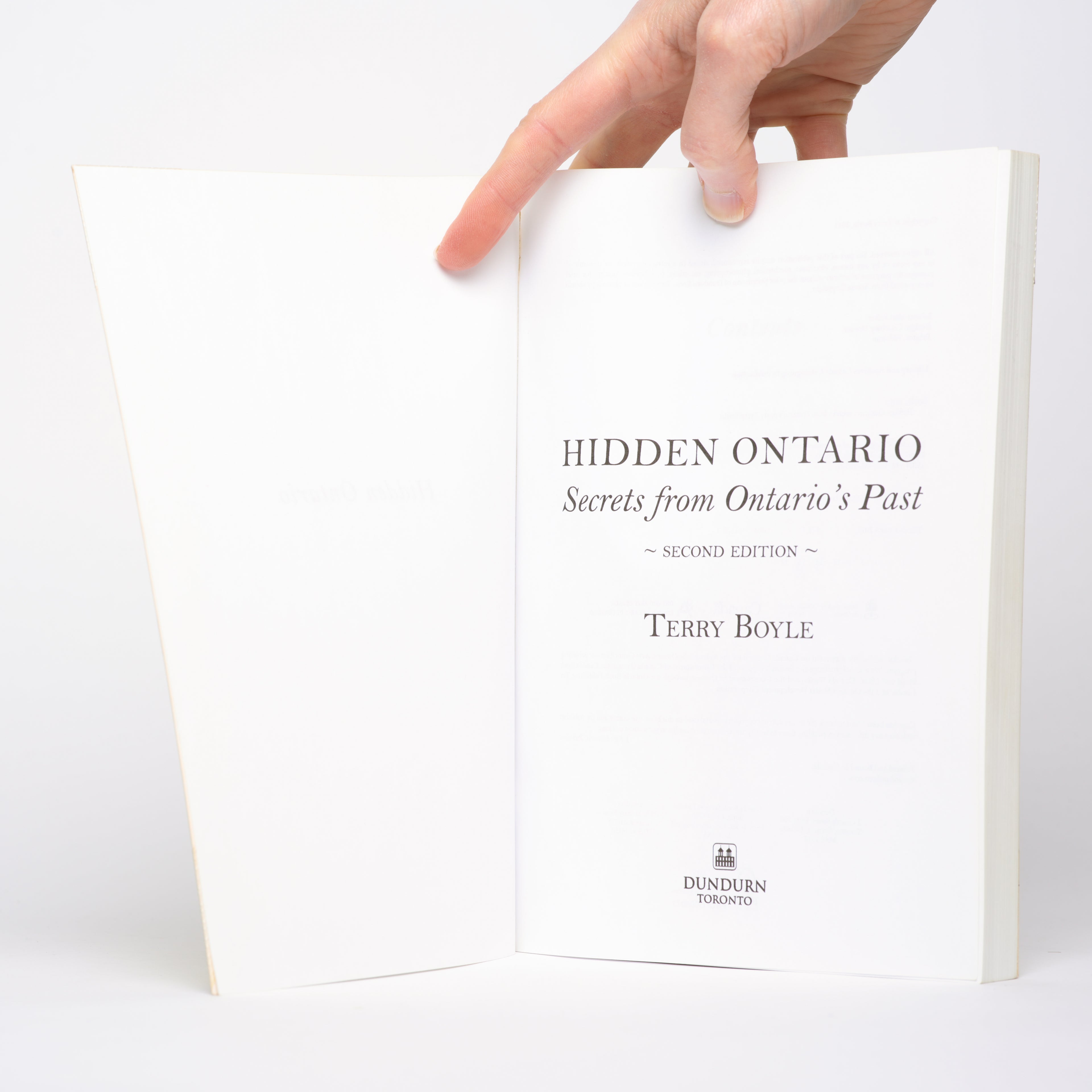 Hidden Ontario: Secrets from Ontario's Past (Second Edition) - Boyle, Terry