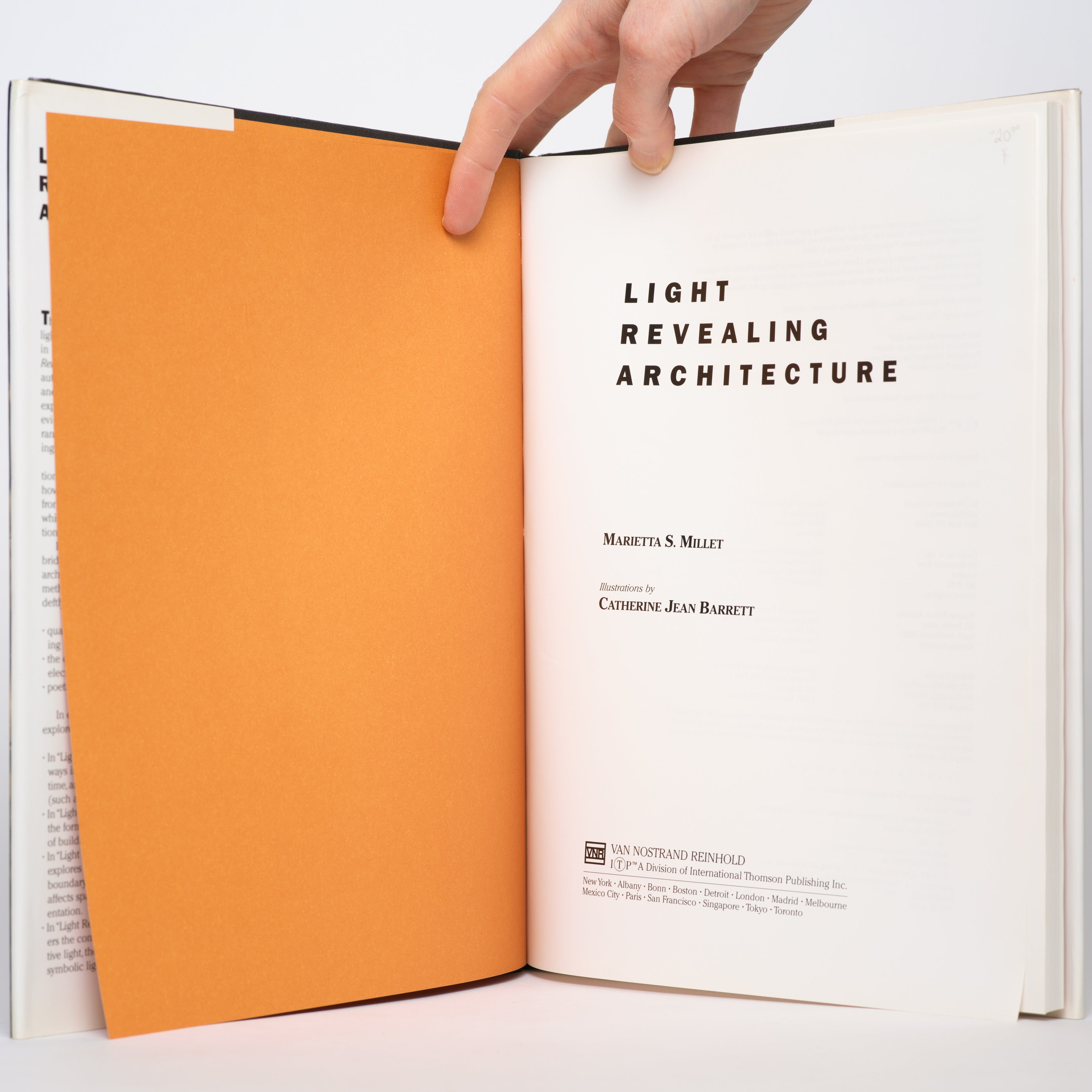 Light Revealing Architecture - Millet, Marietta S.; Barrett, Catherine Jean
