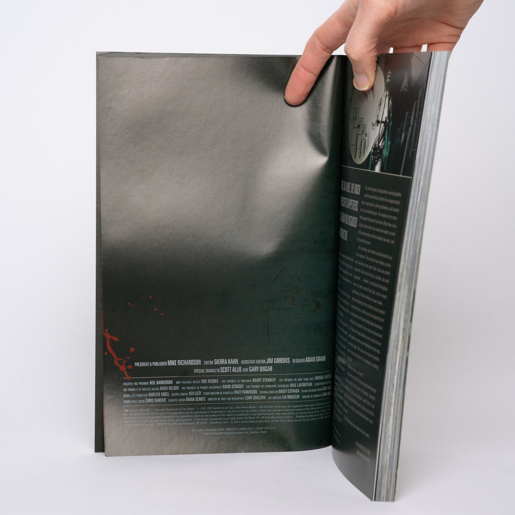 Guillermo Del Toro & Chuck Hogan's The Strain: Volume 1 - Lapham, David