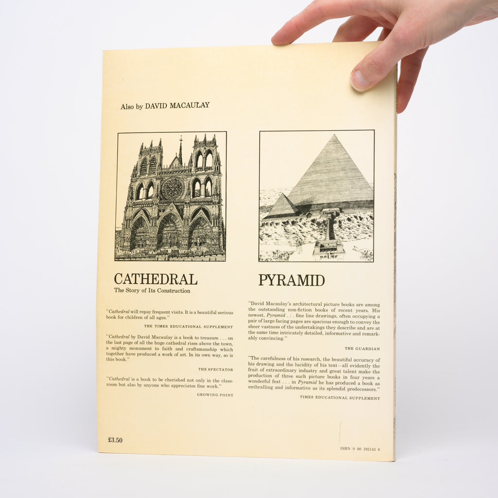 City: A Story of Roman Planning and Construction - Macaulay, David