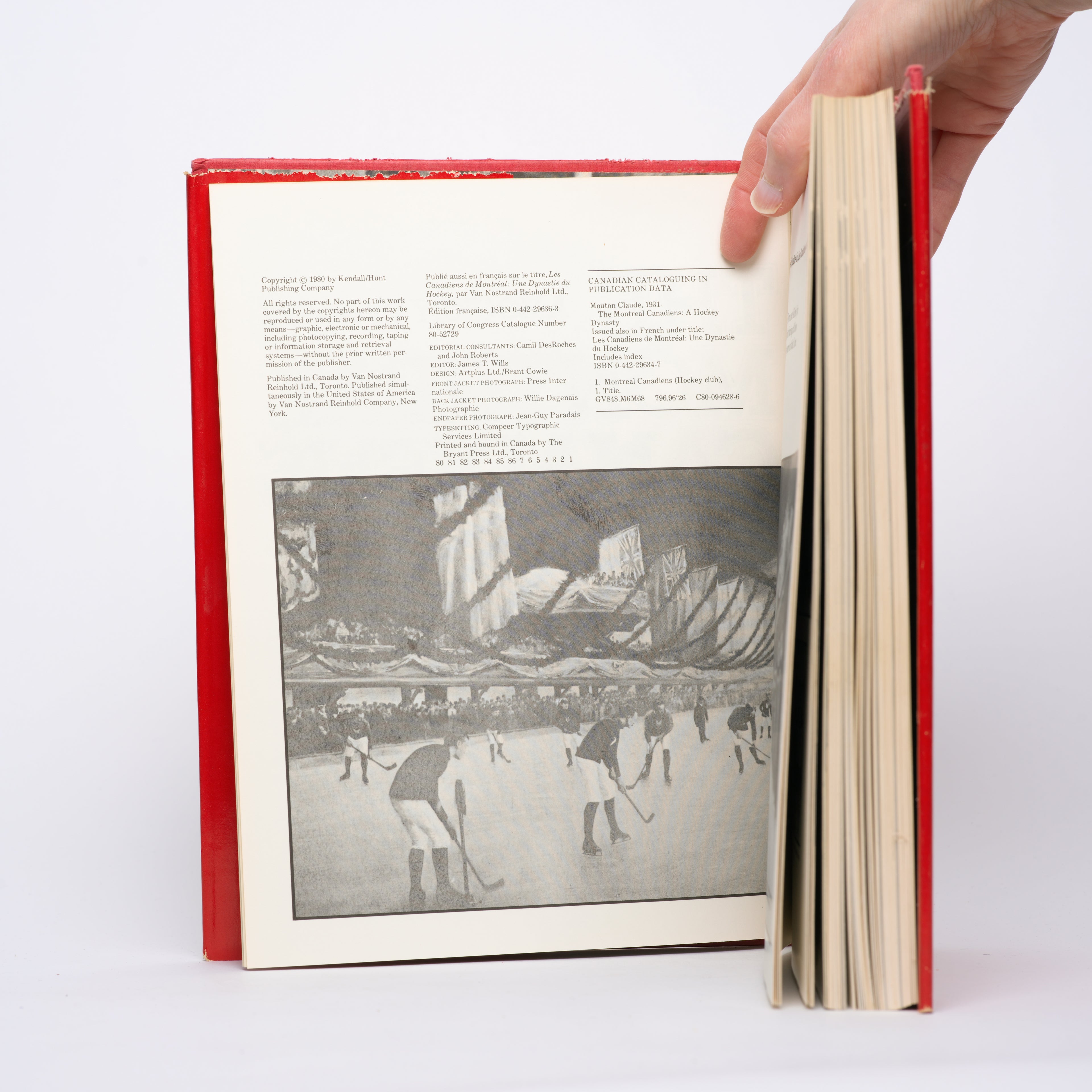 The Montreal Canadiens: A Hockey Dynasty [SIGNED by Guy LaFleur, Jean Beliveau, Ken Dryden, Larry Robinson, and Danny Gallivan] - Mouton, Claude