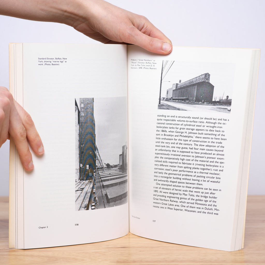 A Concrete Atlantis: U.S. Industrial Building and European Modern Architecture - Banham, Reyner