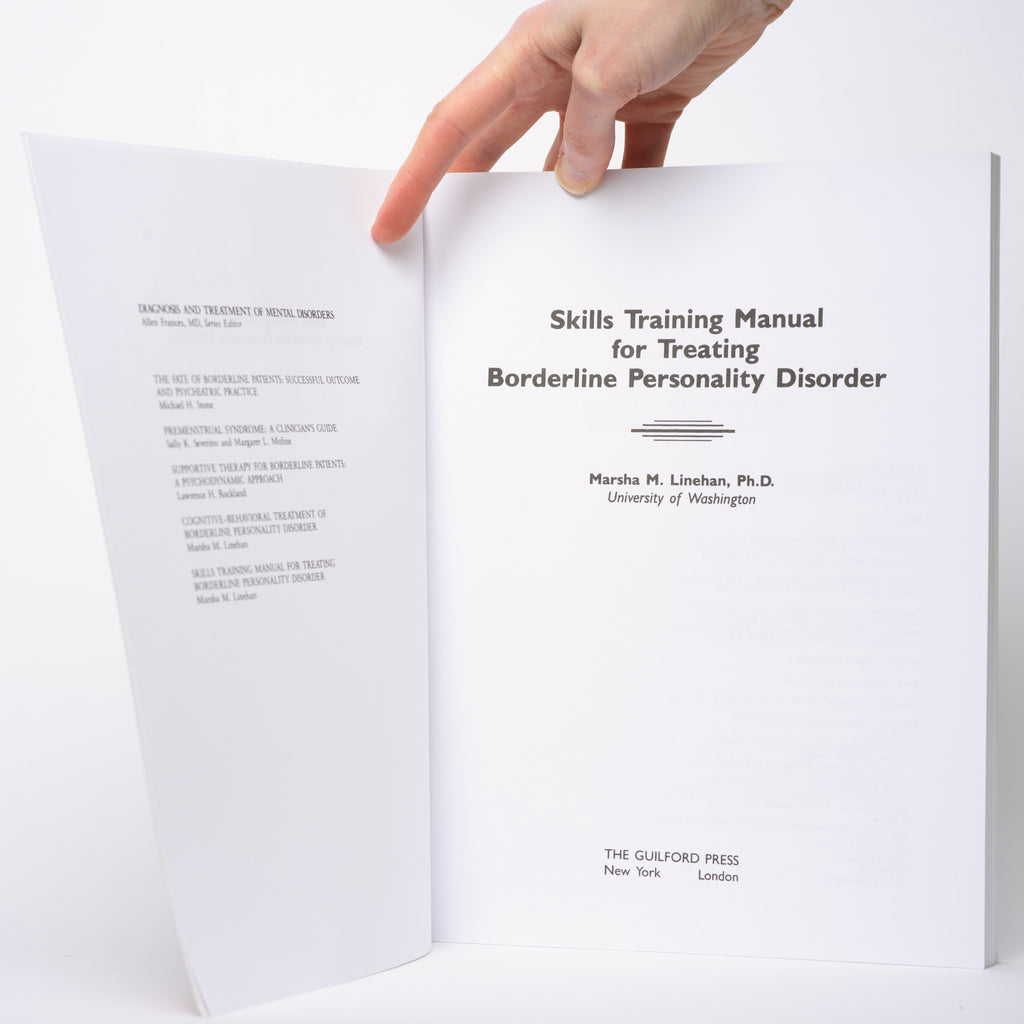Skills Training Manual for Treating Borderline Personality Disorder - Linehan, Marsha M.