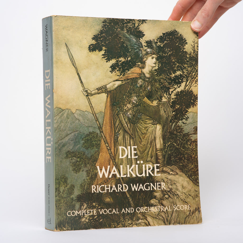 Die Walkure in Full Score: Complete Vocal and Orchestral Score (Dover Opera Scores) - Wagner, Richard
