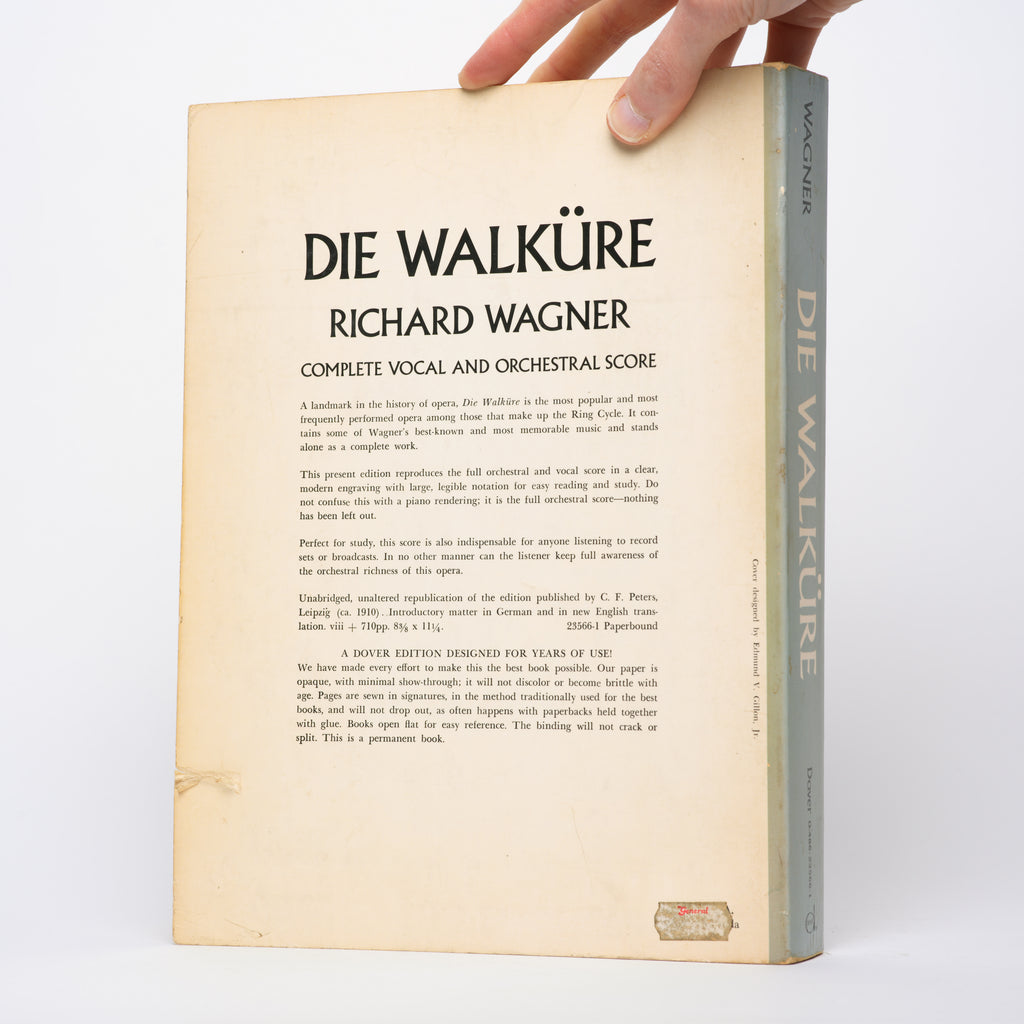 Die Walkure in Full Score: Complete Vocal and Orchestral Score (Dover Opera Scores) - Wagner, Richard