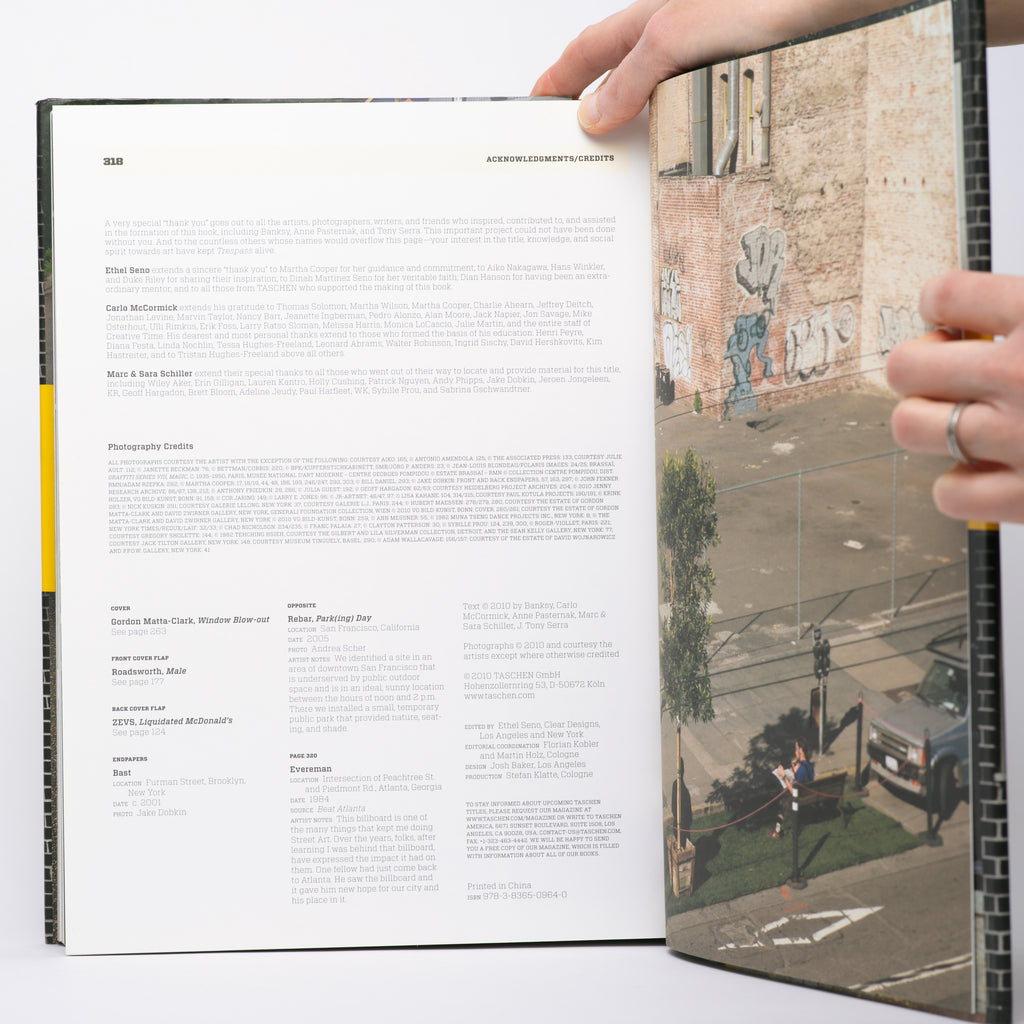 Trespass: A History of Uncommissioned Urban Art - Seno, Ethel (editor); McCormick, Carlo; Banksy; Pasternak, Anne; Serra, J. Tony
