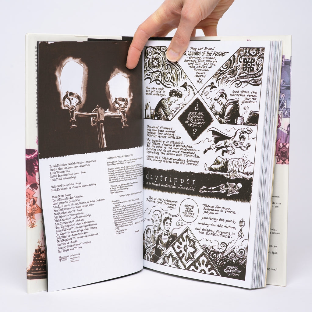 Daytripper: The Deluxe Edition - Moon, Fabio; Ba, Gabriel; Thompson, Craig (introduction)