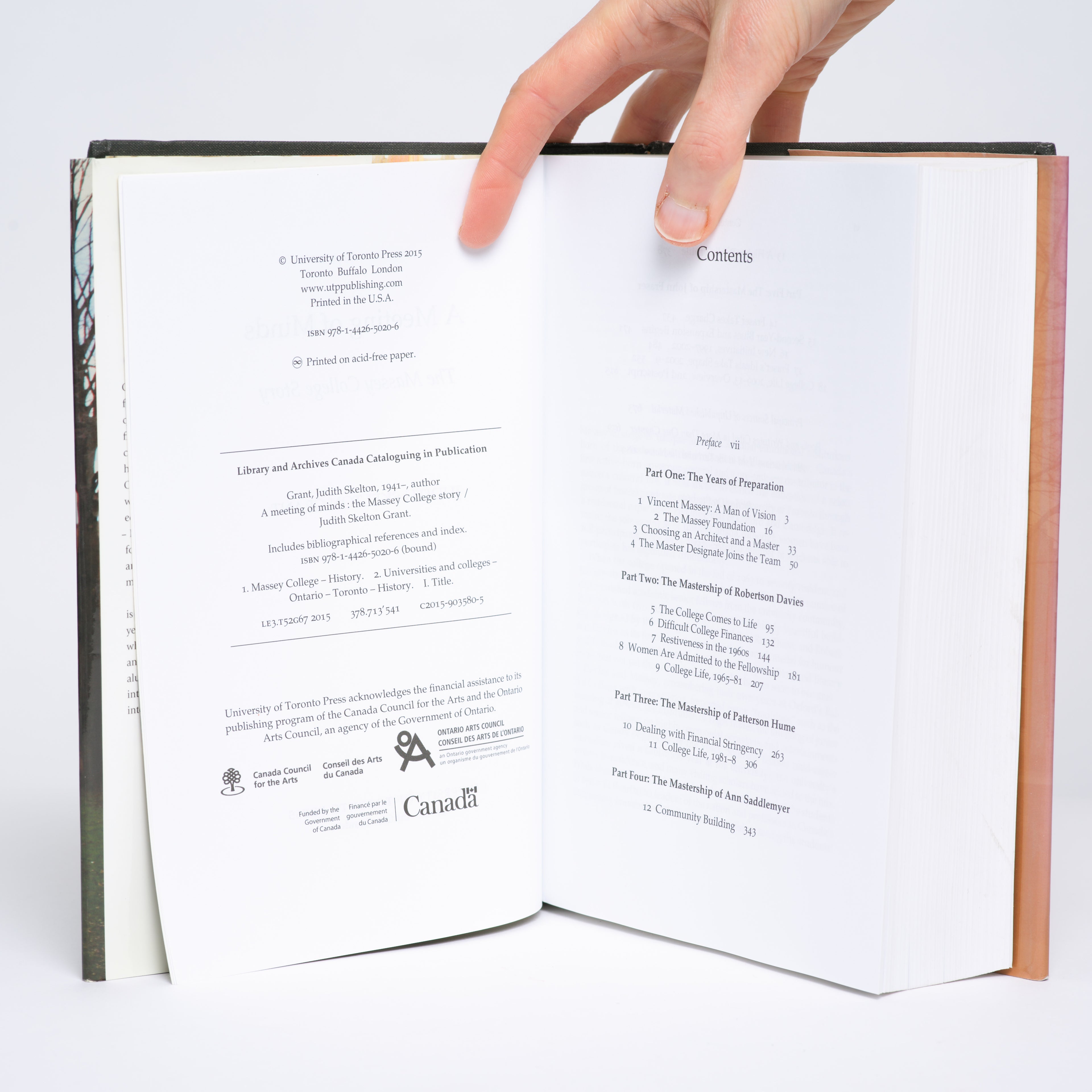 A Meeting of Minds: The Massey College Story - Grant, Judith Skelton
