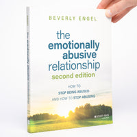 The Emotionally Abusive Relationship: How to Stop Being Abused and How to Stop Abusing - Engel, Beverly