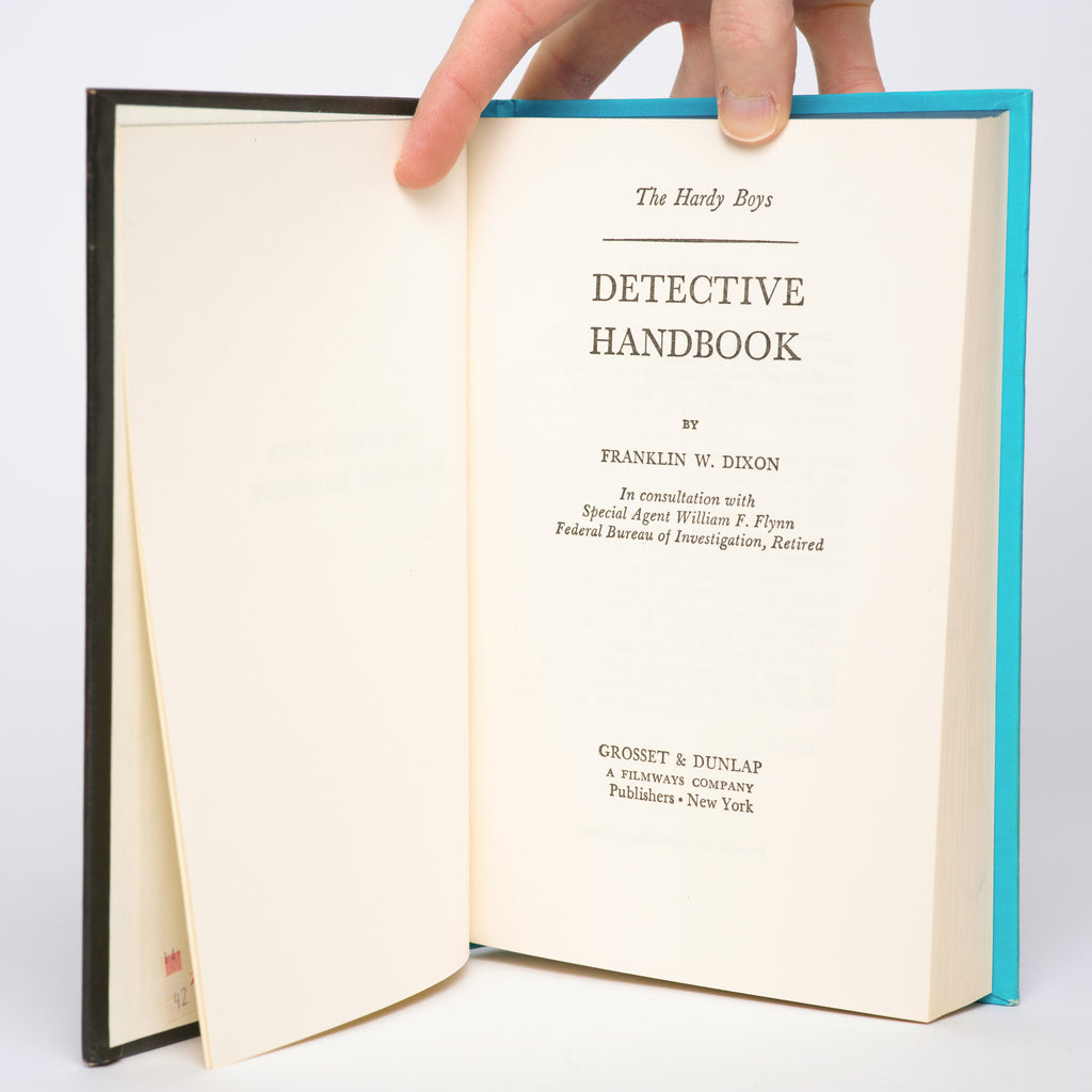 The Hardy Boys Detective Handbook - Dixon, Franklin W.