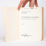 The Marriage of Figaro (Le Nozze di Figaro): A Comic Opera in Four Acts (Kalmus Miniature Scores) - Mozart, Wolfgang Amadeus