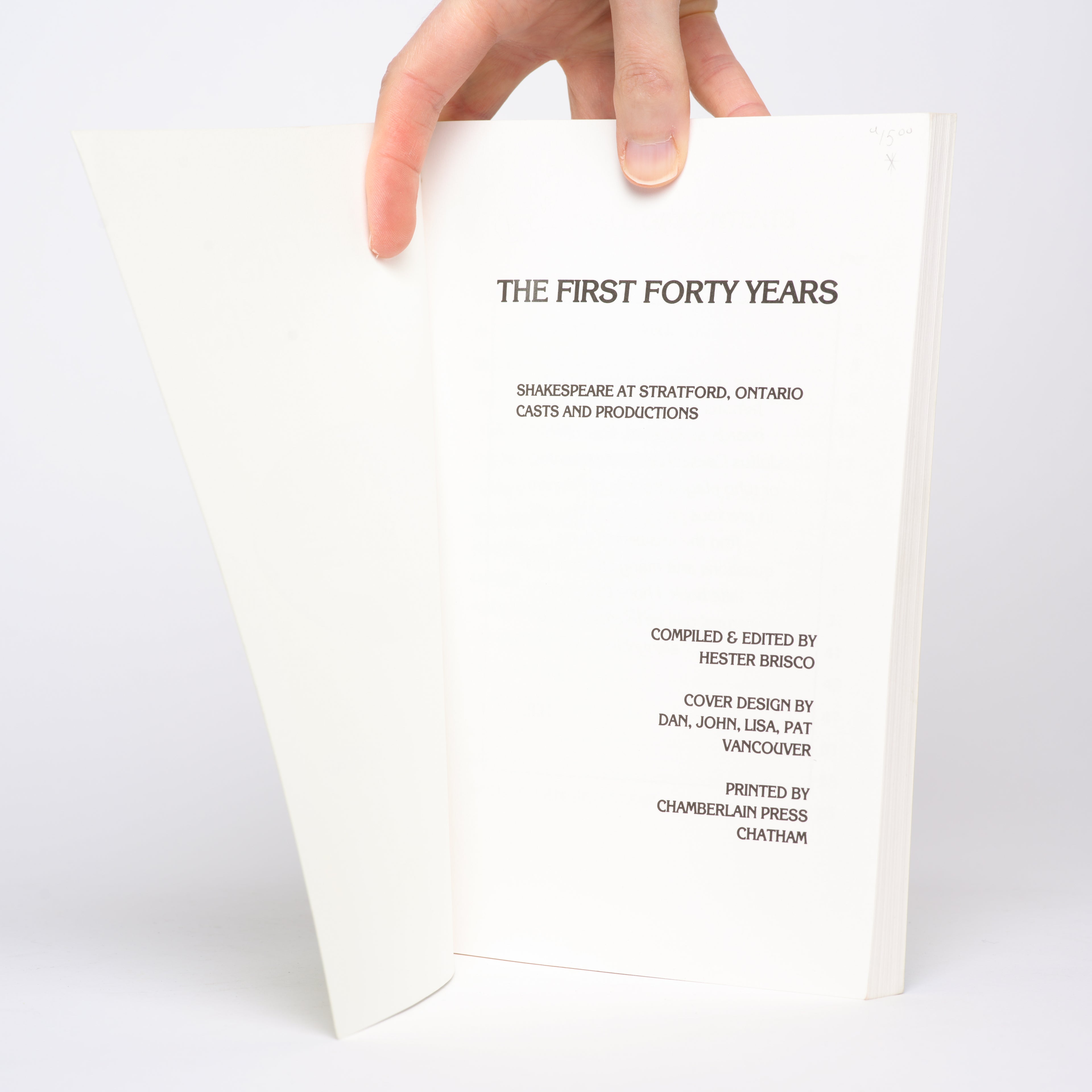 The First Forty Years: Shakespeare at Stratford - Brisco, Hester