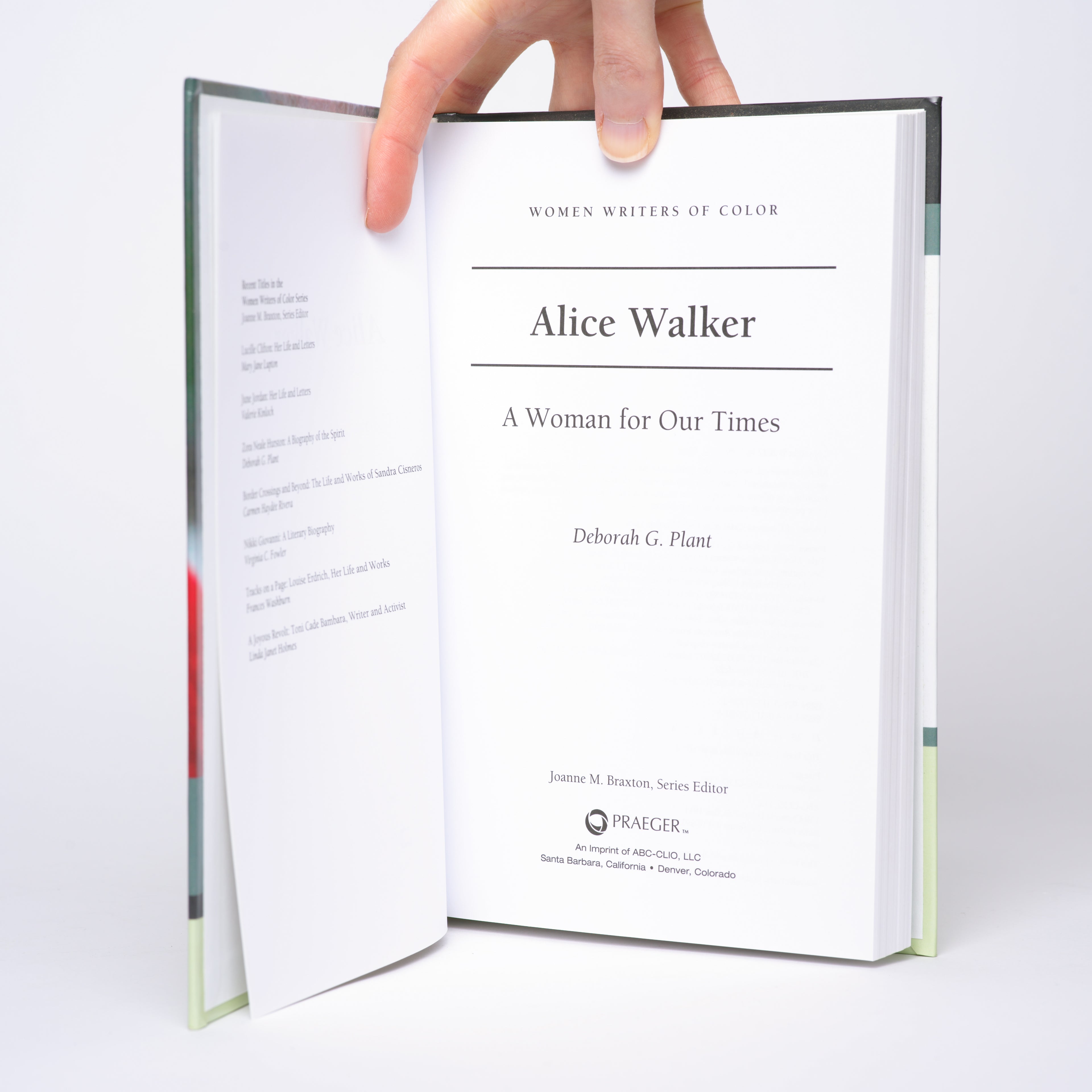 Alice Walker: A Woman for Our Times (Women Writers of Color) - Plant, Deborah G.