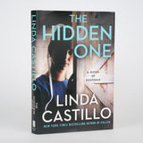 The Hidden One: A Novel of Suspense (Kate Burkholder #14) - Castillo, Linda