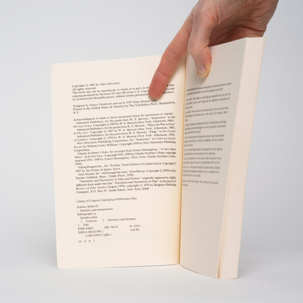 Semiotics and Interpretation - Scholes, Robert