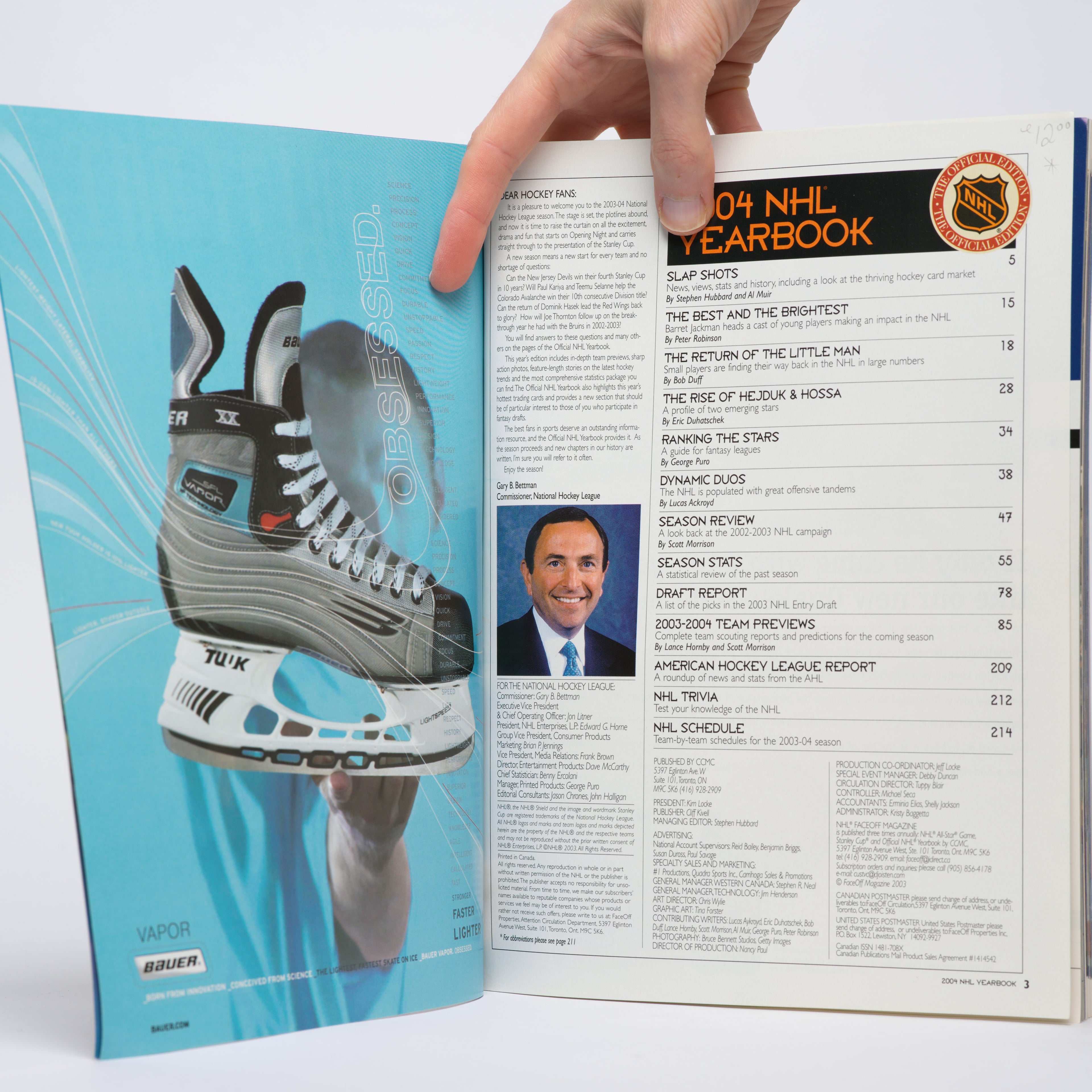 2004 NHL Yearbook