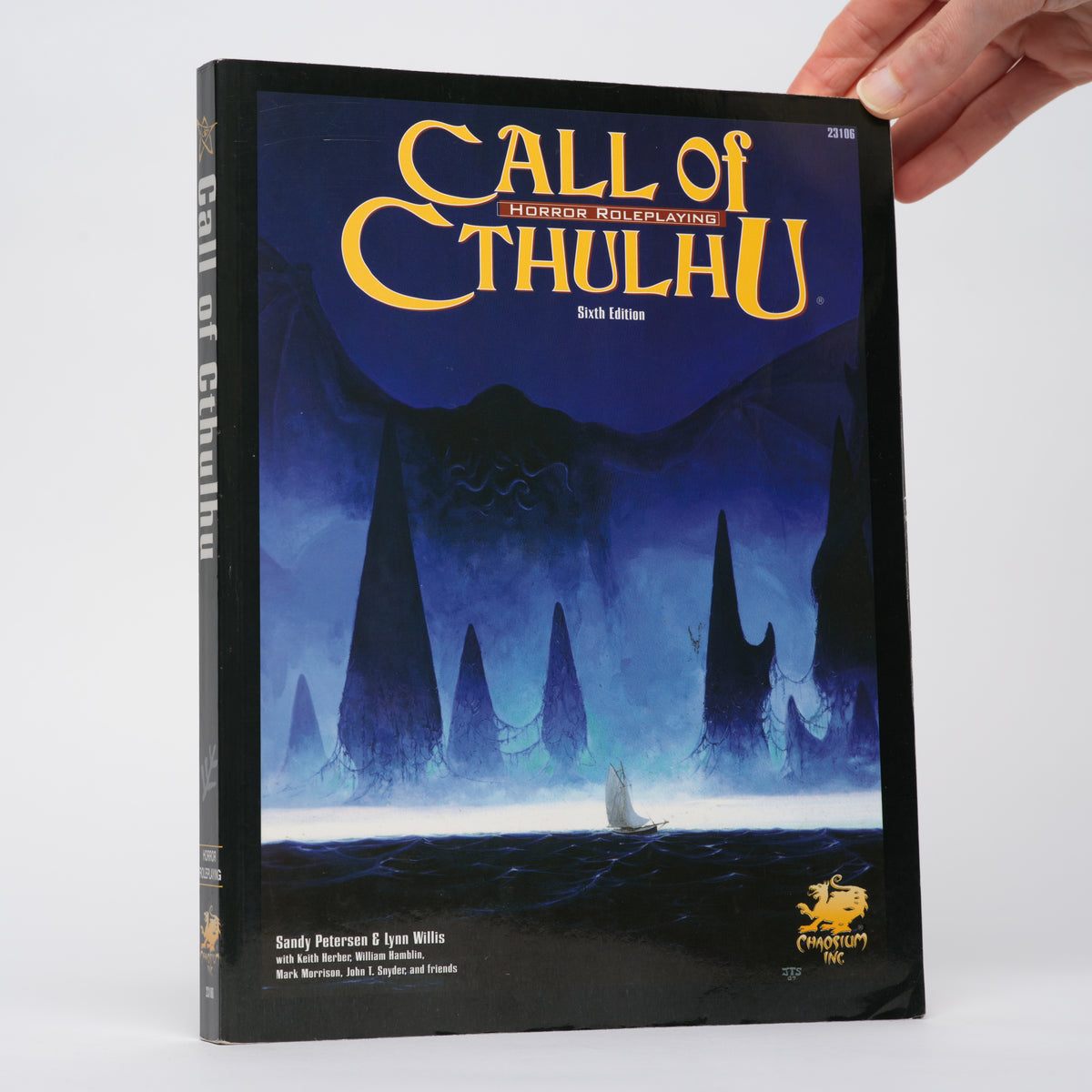 Call of Cthulhu RPG: Horror Roleplaying in the Worlds of H. P. Lovecraft (Sixth Edition)