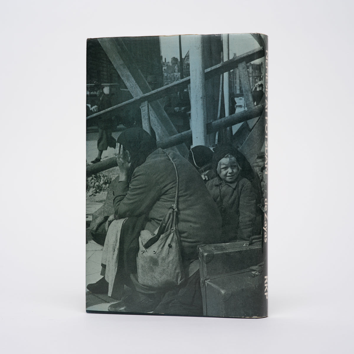 Nemesis at Potsdam: The Anglo-Americans and the Expulsion of the Germans - Background, Execution, Consequences - De Zayas, Alfred M.; Murphy, Robert (foreword)