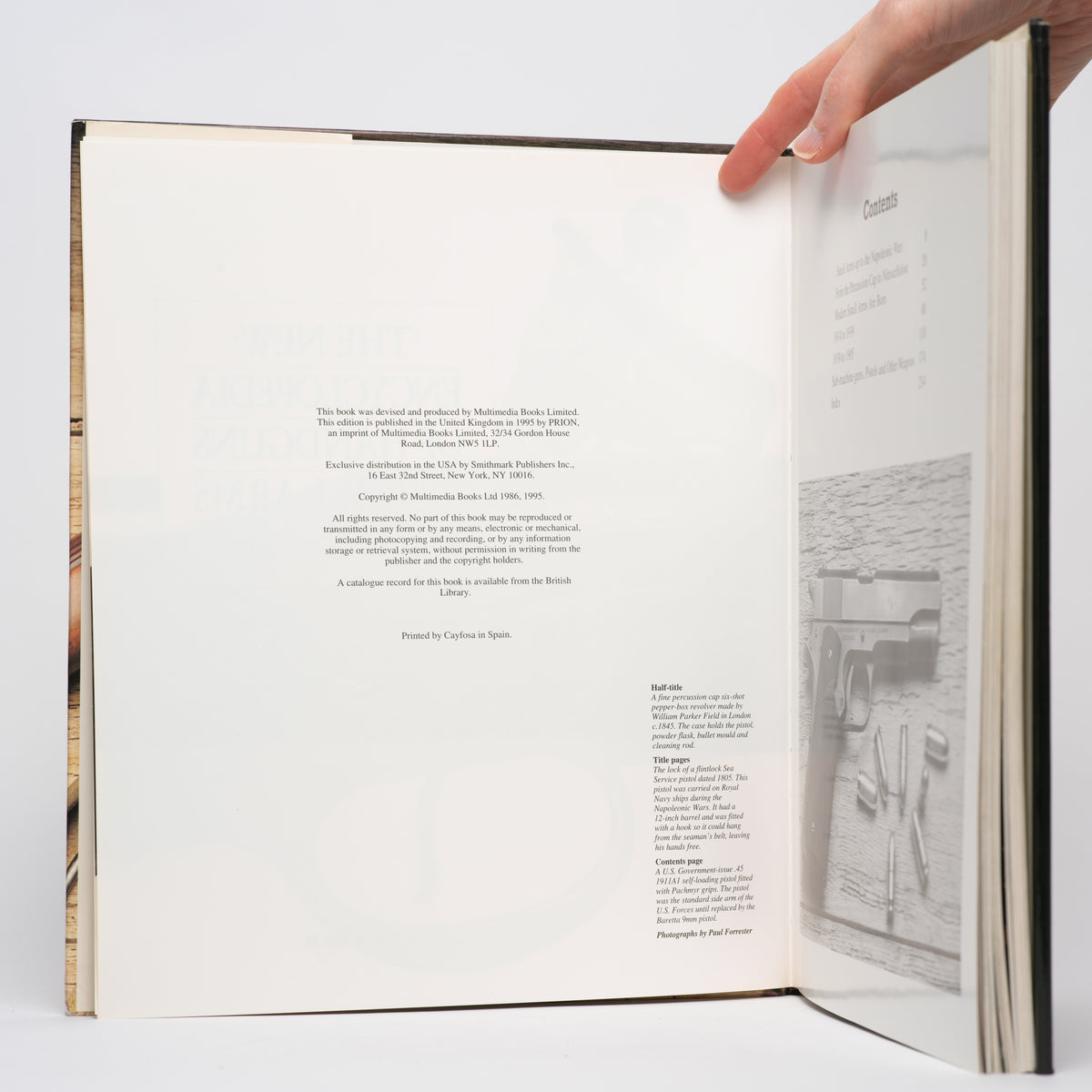 The New Encyclopedia of Handguns & Small Arms - Chant, Christopher