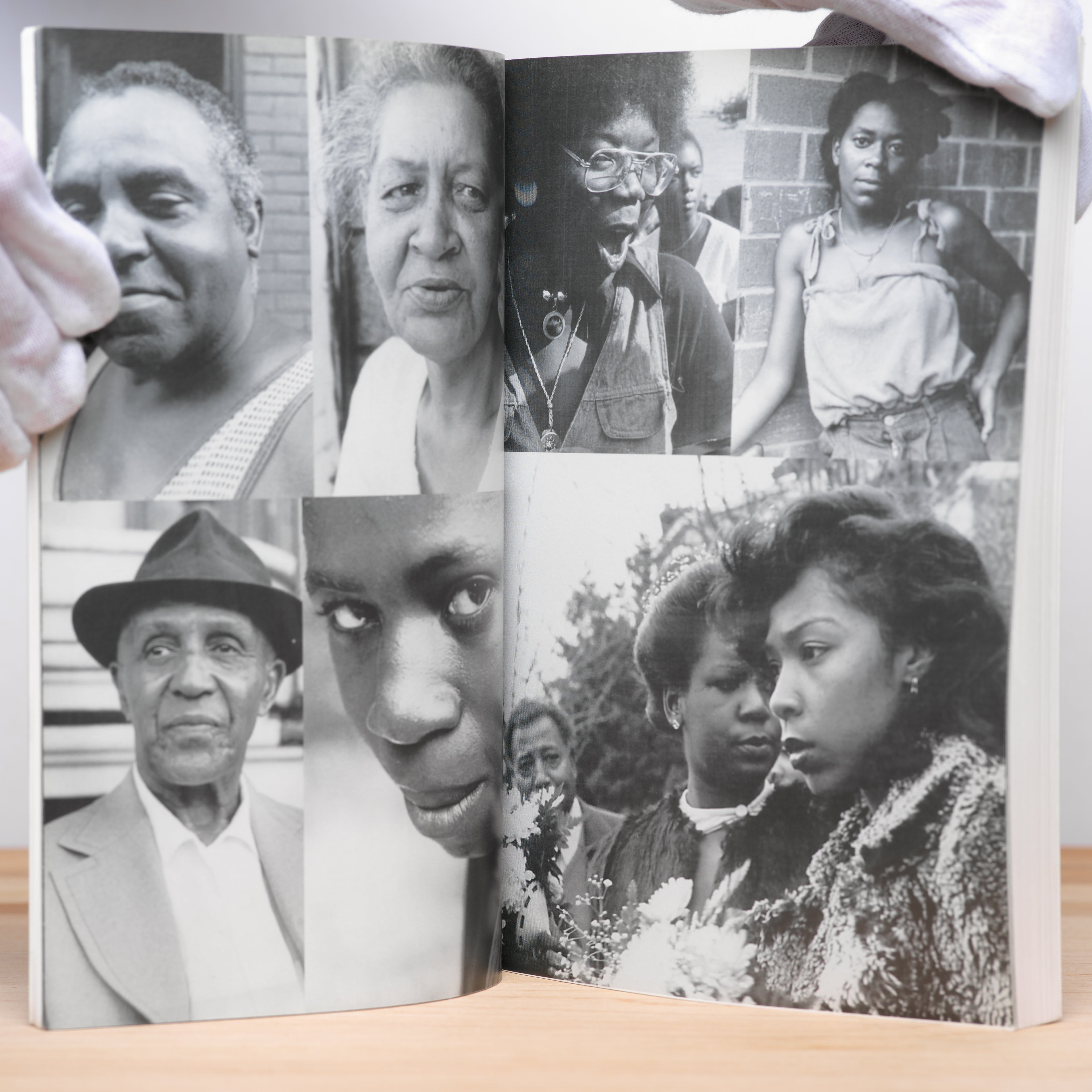 Outsider Blues: A Voice from the Shadows - Ruggles, Clifton; Rovinescu, Olivia
