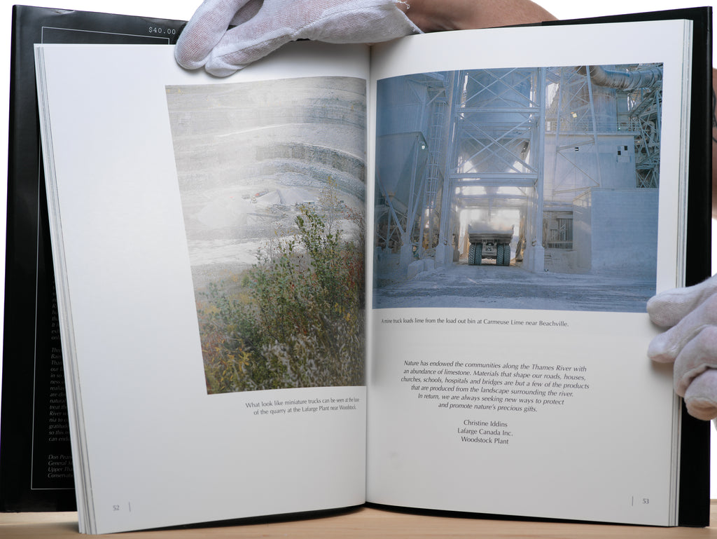 The Thames: A Pictorial Journey - Bain, Richard; Robertson, Lloyd (foreword)
